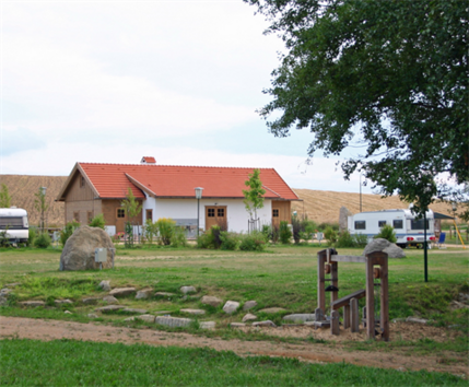 Haarstubencamp Reingers Außenansicht